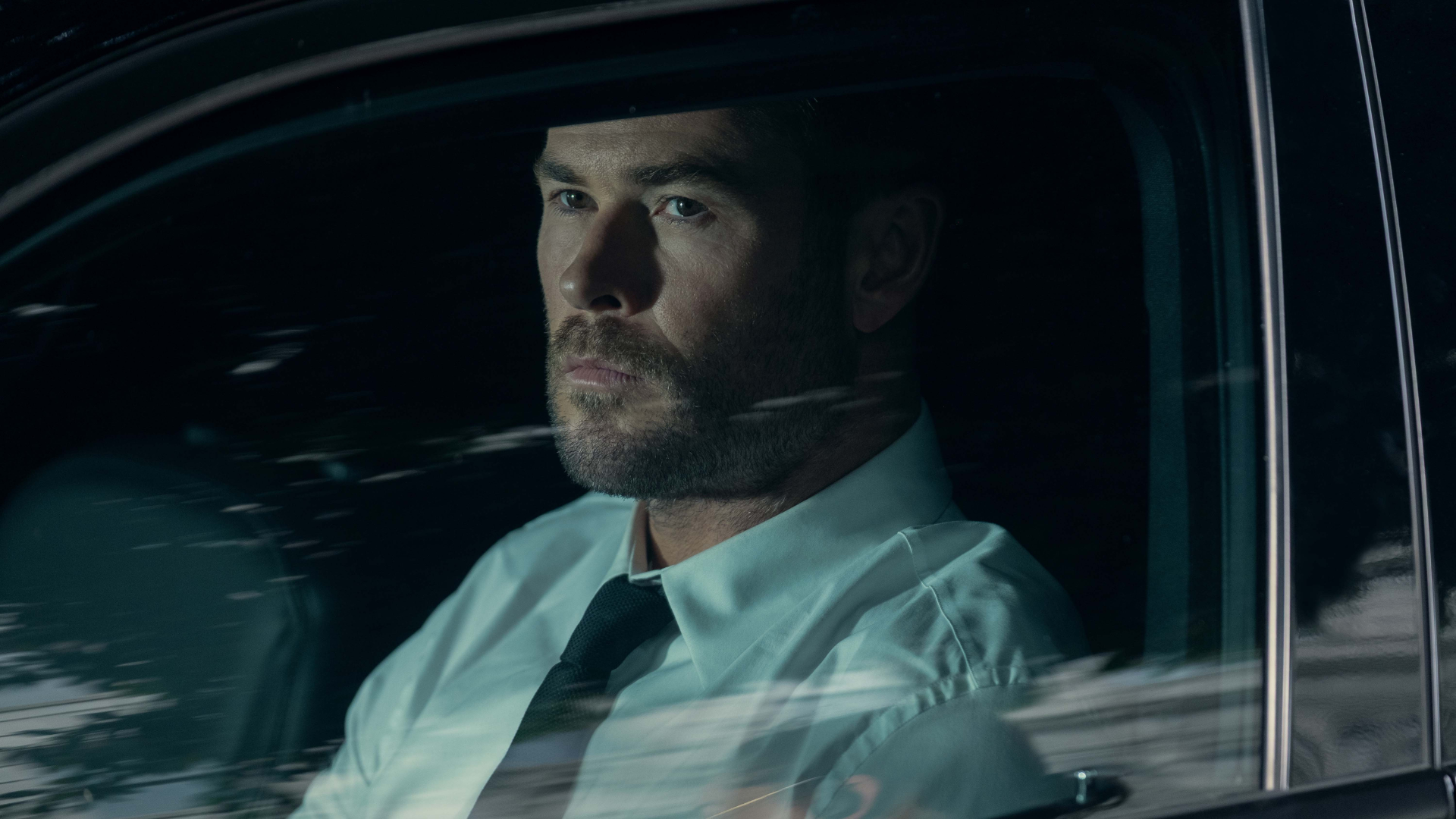 Crime 101: The Star-Studded Heist Thriller You Can't Miss