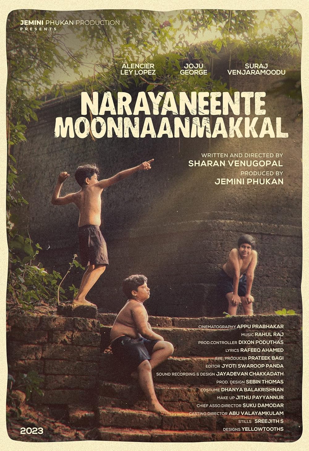 Narayaneente Moonnaanmakkal Movie Poster